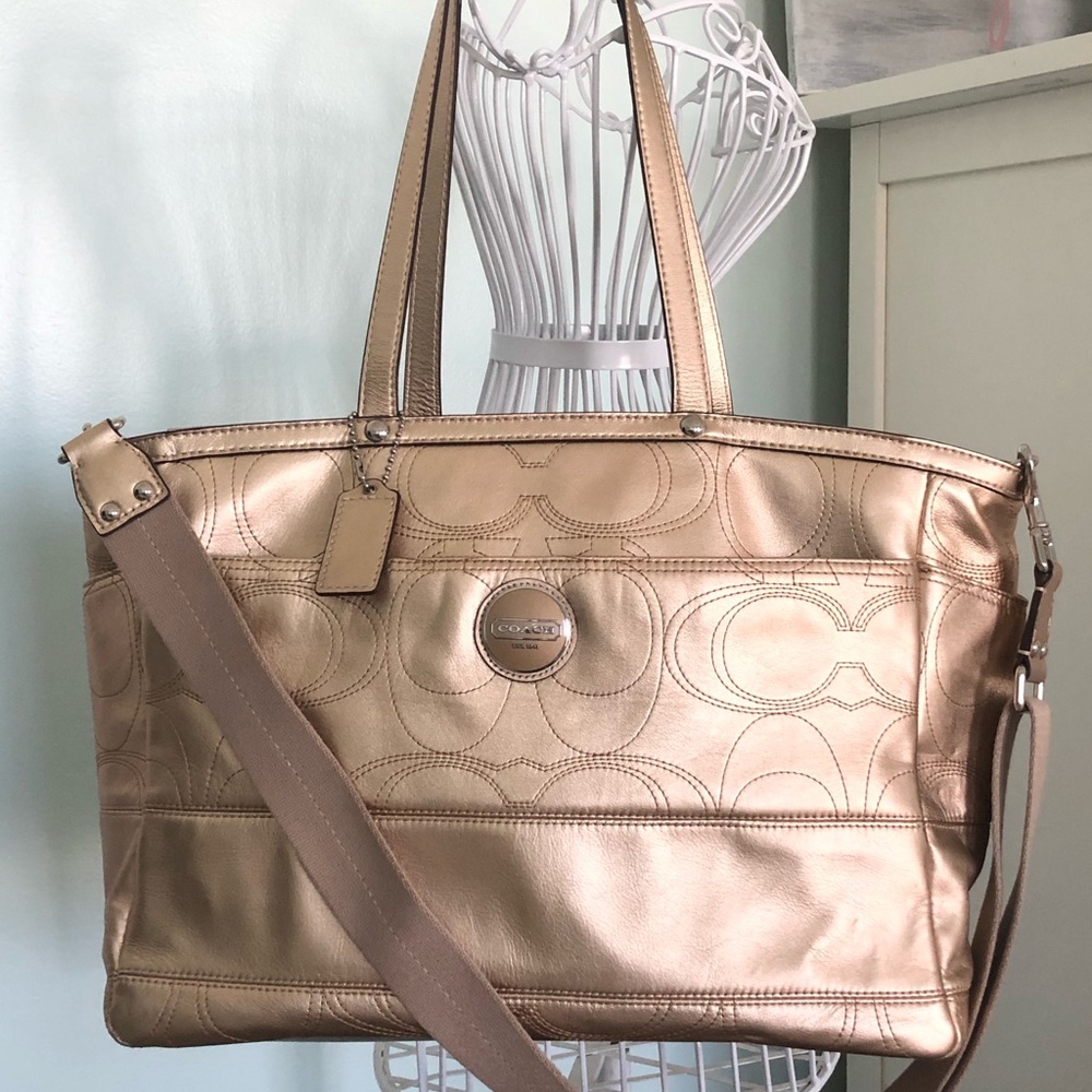 COACH X-Large Leather Tote Shopper Shoulder Bag